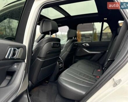 Белый БМВ Х5 М, объемом двигателя 4.4 л и пробегом 56 тыс. км за 55000 $, фото 48 на Automoto.ua