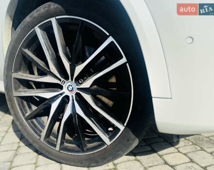 Білий БМВ Х5 М, об'ємом двигуна 4.4 л та пробігом 48 тис. км за 84500 $, фото 6 на Automoto.ua