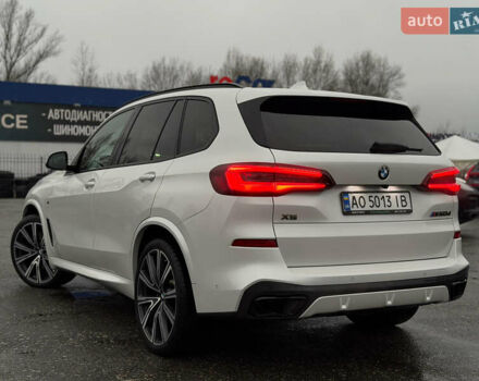 Белый БМВ Х5 М, объемом двигателя 2.99 л и пробегом 22 тыс. км за 92800 $, фото 3 на Automoto.ua