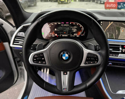 Белый БМВ Х5 М, объемом двигателя 2.99 л и пробегом 22 тыс. км за 92800 $, фото 69 на Automoto.ua