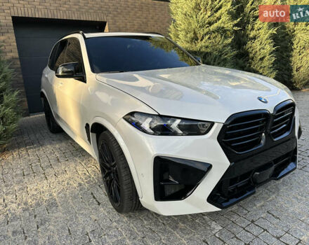 БМВ Х5 М 2023 у Харкові на Automoto.ua Білий БМВ Х5 М, об'ємом двигуна 4.39 л та пробігом 6 тис. км за 113100 $, фото 4 на Automoto.ua