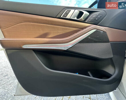 БМВ Х5 М 2023 у Харкові на Automoto.ua Білий БМВ Х5 М, об'ємом двигуна 4.39 л та пробігом 6 тис. км за 113100 $, фото 11 на Automoto.ua