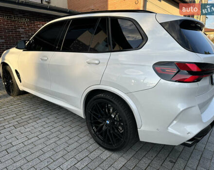 БМВ Х5 М 2023 у Харкові на Automoto.ua Білий БМВ Х5 М, об'ємом двигуна 4.39 л та пробігом 6 тис. км за 113100 $, фото 22 на Automoto.ua