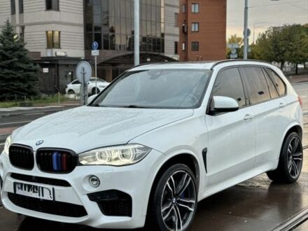 Белый БМВ Х5 М, объемом двигателя 4.39 л и пробегом 200 тыс. км за 49999 $, фото 1 на Automoto.ua