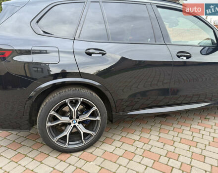 БМВ Х5 М 2023 в Луцке на Automoto.ua Черный БМВ Х5 М, объемом двигателя 3 л и пробегом 74 тыс. км за 90000 $, фото 7 на Automoto.ua