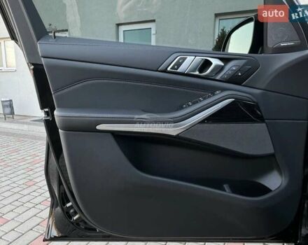 Черный БМВ Х5 М, объемом двигателя 3 л и пробегом 14 тыс. км за 114999 $, фото 40 на Automoto.ua