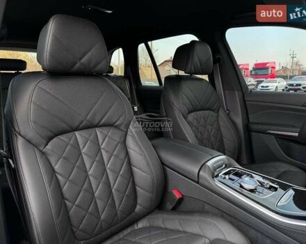 Черный БМВ Х5 М, объемом двигателя 3 л и пробегом 14 тыс. км за 114999 $, фото 64 на Automoto.ua