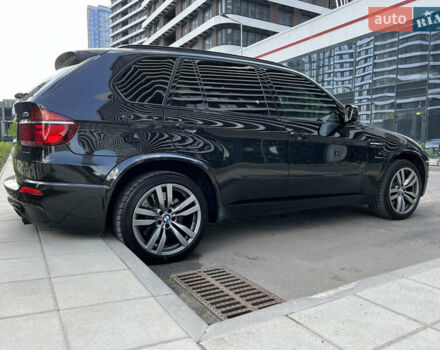 Черный БМВ Х5 М, объемом двигателя 4.39 л и пробегом 220 тыс. км за 20000 $, фото 1 на Automoto.ua
