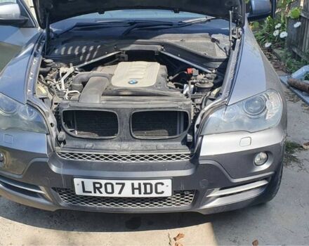 Серый БМВ Х5 М, объемом двигателя 3 л и пробегом 200 тыс. км за 9000 $, фото 2 на Automoto.ua