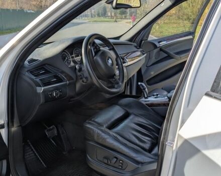 Серый БМВ Х5 М, объемом двигателя 3 л и пробегом 310 тыс. км за 14100 $, фото 17 на Automoto.ua