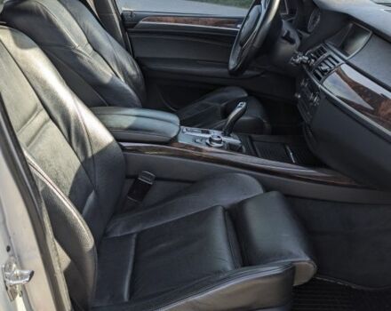 Серый БМВ Х5 М, объемом двигателя 3 л и пробегом 310 тыс. км за 14100 $, фото 16 на Automoto.ua