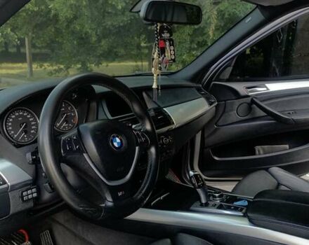 Серый БМВ Х5 М, объемом двигателя 4.39 л и пробегом 275 тыс. км за 14200 $, фото 8 на Automoto.ua