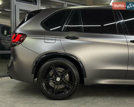 Серый БМВ Х5 М, объемом двигателя 4.39 л и пробегом 146 тыс. км за 32900 $, фото 17 на Automoto.ua