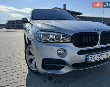 Серый БМВ Х5 М, объемом двигателя 2.99 л и пробегом 205 тыс. км за 33000 $, фото 3 на Automoto.ua