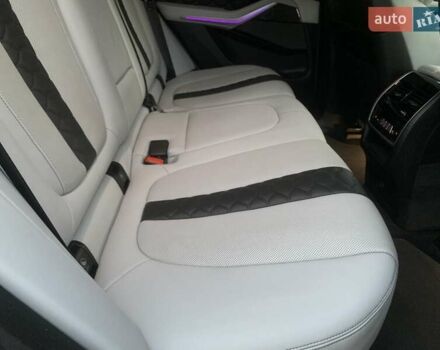 Серый БМВ Х5 М, объемом двигателя 4.39 л и пробегом 64 тыс. км за 75000 $, фото 33 на Automoto.ua