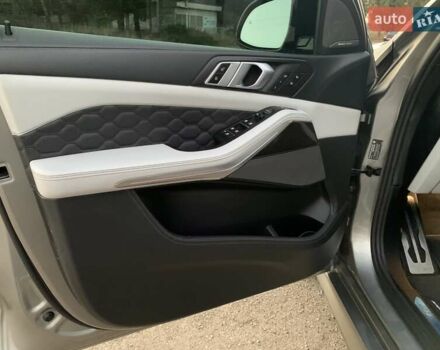 Серый БМВ Х5 М, объемом двигателя 4.39 л и пробегом 64 тыс. км за 75000 $, фото 79 на Automoto.ua