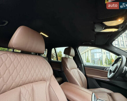 БМВ Х5 М 2023 в Киеве на Automoto.ua Серый БМВ Х5 М, объемом двигателя 2.99 л и пробегом 71 тыс. км за 83000 $, фото 19 на Automoto.ua