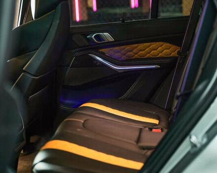 Сірий БМВ Х5 М, об'ємом двигуна 4.39 л та пробігом 47 тис. км за 99900 $, фото 16 на Automoto.ua