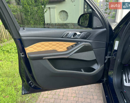 Синий БМВ Х5 М, объемом двигателя 4.4 л и пробегом 92 тыс. км за 89900 $, фото 78 на Automoto.ua