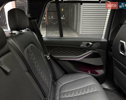 Синий БМВ Х5 М, объемом двигателя 4.4 л и пробегом 18 тыс. км за 135000 $, фото 25 на Automoto.ua