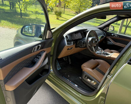 БМВ Х5 М 2022 в Киеве на Automoto.ua Зеленый БМВ Х5 М, объемом двигателя 4.39 л и пробегом 32 тыс. км за 112000 $, фото 31 на Automoto.ua