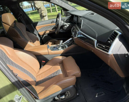 БМВ Х5 М 2022 в Киеве на Automoto.ua Зеленый БМВ Х5 М, объемом двигателя 4.39 л и пробегом 32 тыс. км за 112000 $, фото 49 на Automoto.ua