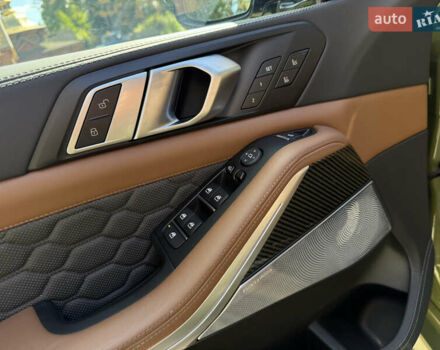 БМВ Х5 М 2022 в Киеве на Automoto.ua Зеленый БМВ Х5 М, объемом двигателя 4.39 л и пробегом 32 тыс. км за 112000 $, фото 33 на Automoto.ua