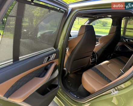 БМВ Х5 М 2022 в Киеве на Automoto.ua Зеленый БМВ Х5 М, объемом двигателя 4.39 л и пробегом 32 тыс. км за 112000 $, фото 47 на Automoto.ua