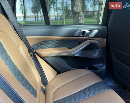 БМВ Х5 М 2022 в Киеве на Automoto.ua Зеленый БМВ Х5 М, объемом двигателя 4.39 л и пробегом 32 тыс. км за 112000 $, фото 61 на Automoto.ua