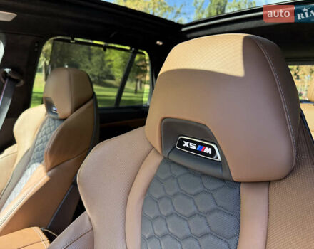 БМВ Х5 М 2022 в Киеве на Automoto.ua Зеленый БМВ Х5 М, объемом двигателя 4.39 л и пробегом 32 тыс. км за 112000 $, фото 38 на Automoto.ua