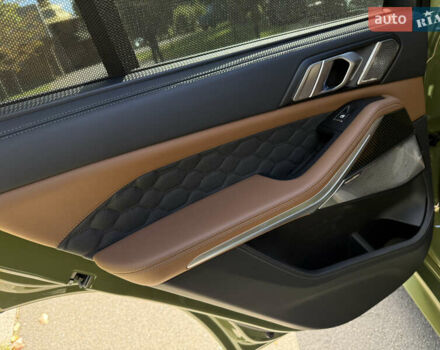 БМВ Х5 М 2022 в Киеве на Automoto.ua Зеленый БМВ Х5 М, объемом двигателя 4.39 л и пробегом 32 тыс. км за 112000 $, фото 48 на Automoto.ua