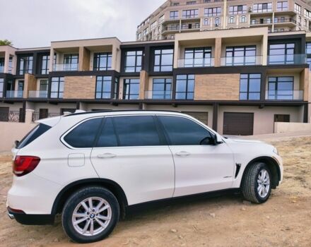 Белый БМВ Х5, объемом двигателя 3 л и пробегом 83 тыс. км за 26000 $, фото 5 на Automoto.ua