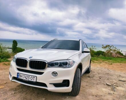 Белый БМВ Х5, объемом двигателя 3 л и пробегом 83 тыс. км за 26000 $, фото 1 на Automoto.ua