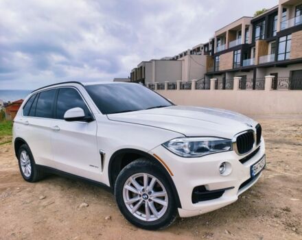 Белый БМВ Х5, объемом двигателя 3 л и пробегом 83 тыс. км за 26000 $, фото 4 на Automoto.ua