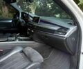 Белый БМВ Х5, объемом двигателя 3 л и пробегом 250 тыс. км за 25500 $, фото 5 на Automoto.ua