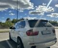 Белый БМВ Х5, объемом двигателя 4.8 л и пробегом 295 тыс. км за 12500 $, фото 4 на Automoto.ua