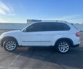 Белый БМВ Х5, объемом двигателя 3 л и пробегом 208 тыс. км за 15000 $, фото 6 на Automoto.ua