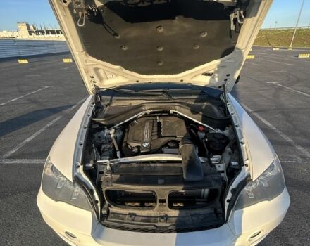 Белый БМВ Х5, объемом двигателя 3 л и пробегом 210 тыс. км за 14400 $, фото 14 на Automoto.ua