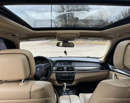 Белый БМВ Х5, объемом двигателя 2.98 л и пробегом 273 тыс. км за 12900 $, фото 13 на Automoto.ua