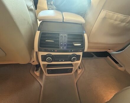 Белый БМВ Х5, объемом двигателя 3 л и пробегом 210 тыс. км за 14400 $, фото 15 на Automoto.ua