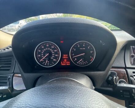 Белый БМВ Х5, объемом двигателя 3 л и пробегом 210 тыс. км за 14400 $, фото 21 на Automoto.ua
