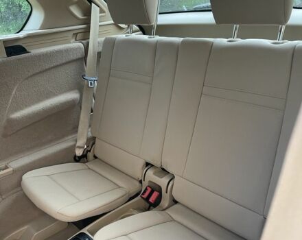 Белый БМВ Х5, объемом двигателя 3 л и пробегом 210 тыс. км за 14400 $, фото 6 на Automoto.ua