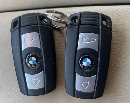 Белый БМВ Х5, объемом двигателя 3 л и пробегом 210 тыс. км за 14400 $, фото 7 на Automoto.ua