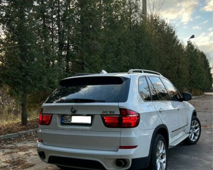 Белый БМВ Х5, объемом двигателя 3 л и пробегом 210 тыс. км за 14400 $, фото 5 на Automoto.ua