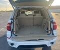Белый БМВ Х5, объемом двигателя 3 л и пробегом 210 тыс. км за 14400 $, фото 13 на Automoto.ua
