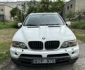 Белый БМВ Х5, объемом двигателя 3 л и пробегом 333 тыс. км за 4400 $, фото 1 на Automoto.ua