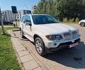 Белый БМВ Х5, объемом двигателя 3 л и пробегом 230 тыс. км за 2835 $, фото 1 на Automoto.ua