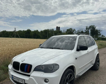 Белый БМВ Х5, объемом двигателя 3 л и пробегом 370 тыс. км за 15200 $, фото 1 на Automoto.ua