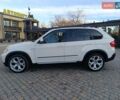 Белый БМВ Х5, объемом двигателя 3 л и пробегом 314 тыс. км за 17800 $, фото 5 на Automoto.ua