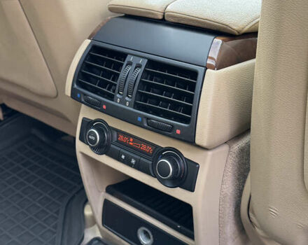 БМВ Х5 2007 в Ровно на Automoto.ua Белый БМВ Х5, объемом двигателя 3 л и пробегом 288 тыс. км за 8999 $, фото 14 на Automoto.ua